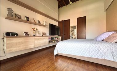 Vendo Apartamento en Envigado. Transversal intermedia