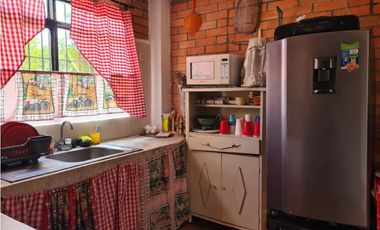 SE ALQUILA FINCA VIA A VITERBO POR REMOLINOS LA ISLA RIO RISARALDA