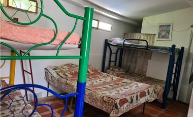 SE ALQUILA FINCA VIA A VITERBO POR REMOLINOS LA ISLA RIO RISARALDA