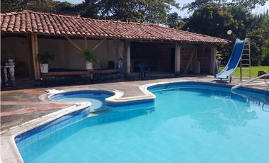 SE ALQUILA FINCA VIA A VITERBO POR REMOLINOS LA ISLA RIO RISARALDA