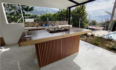 VENTA FINCA HERMOSA EN COPACABANA (Y)