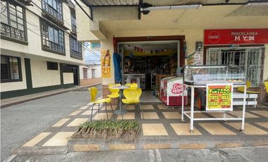 - Edificio en venta con local y renta asegurada – Armenia