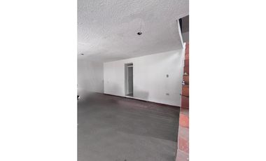 ARRIENDO LOCAL EN EL SECTOR DE FONTIBON - PISO 1