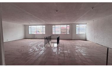 ARRIENDO LOCAL COMERCIAL EN EL SECTOR DE FONTIBON - 2 PISOS AMPLIOS