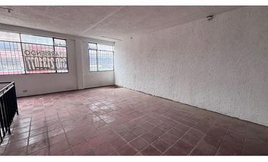 ARRIENDO LOCAL COMERCIAL EN EL SECTOR DE FONTIBON - 2 PISOS AMPLIOS