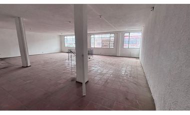 ARRIENDO LOCAL COMERCIAL EN EL SECTOR DE FONTIBON - 2 PISOS AMPLIOS