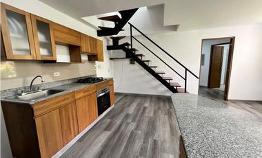 Se Arrienda Apartamento Duplex en Sabaneta, Antioquia