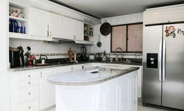 VENDO CASA  CUATRO HABITACIONES  EN CHIA  EN CONJUNTO