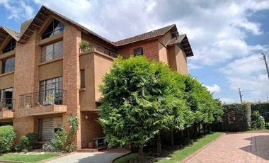 VENDO CASA  CUATRO HABITACIONES  EN CHIA  EN CONJUNTO