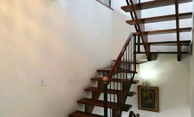 VENDO CASA  CUATRO HABITACIONES  EN CHIA  EN CONJUNTO