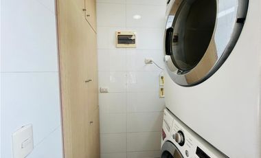 Se Arrienda Apartamento en el Poblado, Medellin