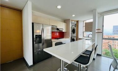 Se Arrienda Apartamento en el Poblado, Medellin