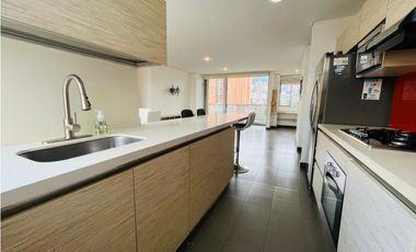 Se Arrienda Apartamento en el Poblado, Medellin