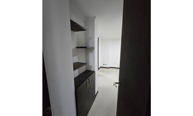 Se Arrienda Apartamento en Ciudad del Rio, Medellin
