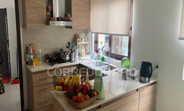 CASA DE 2 PISOS CON 4D + 3B + PATIO, TERRAZA, PISCINA