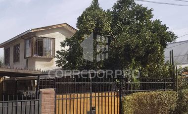 CASA DE 2 PISOS CON 3D+1B CERCA A MALL PLAZA TOBALABA