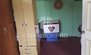 CASA DE 2 PISOS CON 3D+1B CERCA A MALL PLAZA TOBALABA