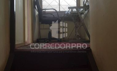 CASA DE 2 PISOS CON 3D+1B CERCA A MALL PLAZA TOBALABA