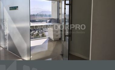 SE VENDE OFICINA EN CHICUREO, 3ESTAC. Y 1BOD. FRENTE A JUMBO