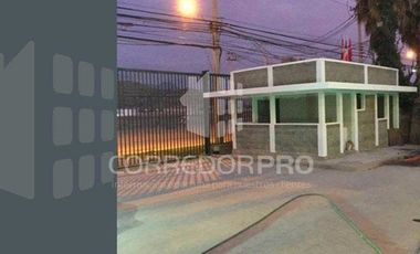 CONDOMINIO DE 4 OFICINAS A ORILLA DE PANAMERICANA NORTE.