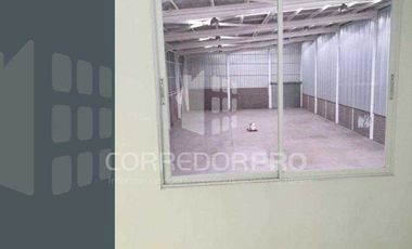 CONDOMINIO DE 4 OFICINAS A ORILLA DE PANAMERICANA NORTE.