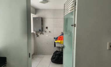 Alquiler de amplio departamento, 175 m² + estacionamiento doble – Surco
