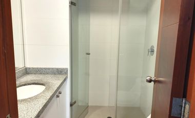 Alquiler de amplio departamento, 175 m² + estacionamiento doble – Surco