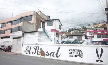 Casa y Terreno en Venta, Av Elisa Mariño, Guaranda, IriR