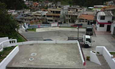 Casa y Terreno en Venta, Av Elisa Mariño, Guaranda, IriR