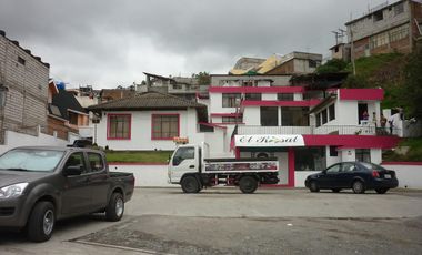 Casa y Terreno en Venta, Av Elisa Mariño, Guaranda, IriR