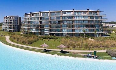 Alquiler 3 amb en con cochera. Terralagos.Canning