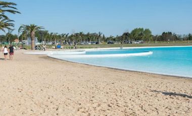 Alquiler 3 amb en con cochera. Terralagos.Canning