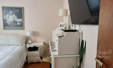 Venta Departamento 3 Ambientes en Caballito Edificio de Categoria Cochera