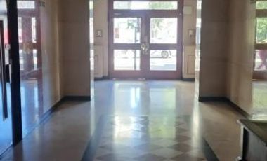 Venta Departamento 3 Ambientes en Caballito Edificio de Categoria Cochera