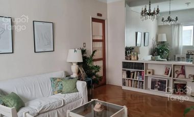 Venta Departamento 3 Ambientes en Caballito Edificio de Categoria Cochera