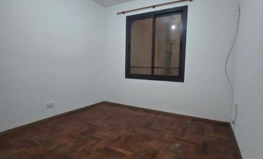 ZONA BUEN PASTOR / ITUZAINGO ESQ SAN LORENZO: 2 DORMITORIOS/ NVA CBA