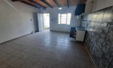 Casa en venta - 2 Dormitorios 2 Baños - Villa María