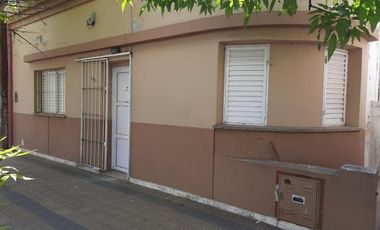 Casa en venta - 2 Dormitorios 2 Baños - Villa María