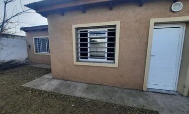 Casa en venta - 2 Dormitorios 2 Baños - Villa María