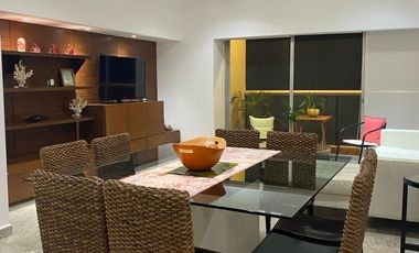 HERMOSO DEPARTAMENTO DE LUJO... AMUEBLADO, FRENTE A PLAYA EN RENTA