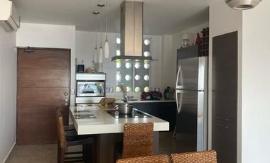 HERMOSO DEPARTAMENTO DE LUJO... AMUEBLADO, FRENTE A PLAYA EN RENTA