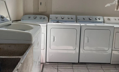 HERMOSO DEPARTAMENTO DE LUJO... AMUEBLADO, FRENTE A PLAYA EN RENTA