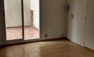 !!! Depto 1 dormitorio en Bº Pueyrredon con Patio propio de 23 mts !!!  !!Rentado!!