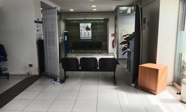 Local Comercial Metro Ñuñoa, Farmacias, Oxxo, Local comidas