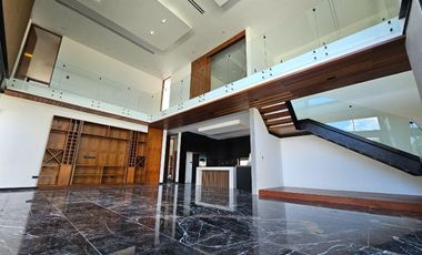 CASA EN VENTA EN YUCATAN COUNTRY CLUB, MERIDA ESTRENA LUJOS Y COMODIDADES.