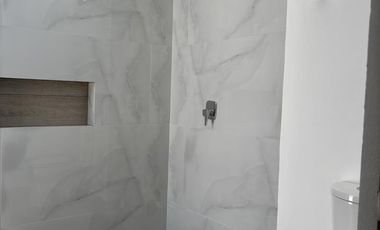 CASA EN VENTA DE UNA PLANTA EN PRIVADA FIORA, CONKAL, ENTREGA INMEDIATA.