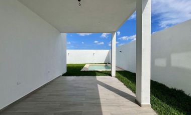 CASA EN VENTA EN ESQUINA CON 4 HABITACIONES Y ALBERCA, ZENDERA RESIDENCIAL