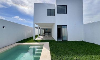 CASA EN VENTA EN ESQUINA CON 4 HABITACIONES Y ALBERCA, ZENDERA RESIDENCIAL