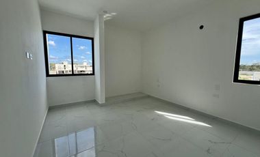 CASA EN VENTA EN ESQUINA CON 4 HABITACIONES Y ALBERCA, ZENDERA RESIDENCIAL