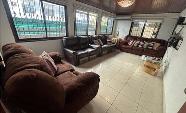 BETANIA / LAS MERCEDES / 360M / 4 HABITACION / 2 PARKING / TERRAZA